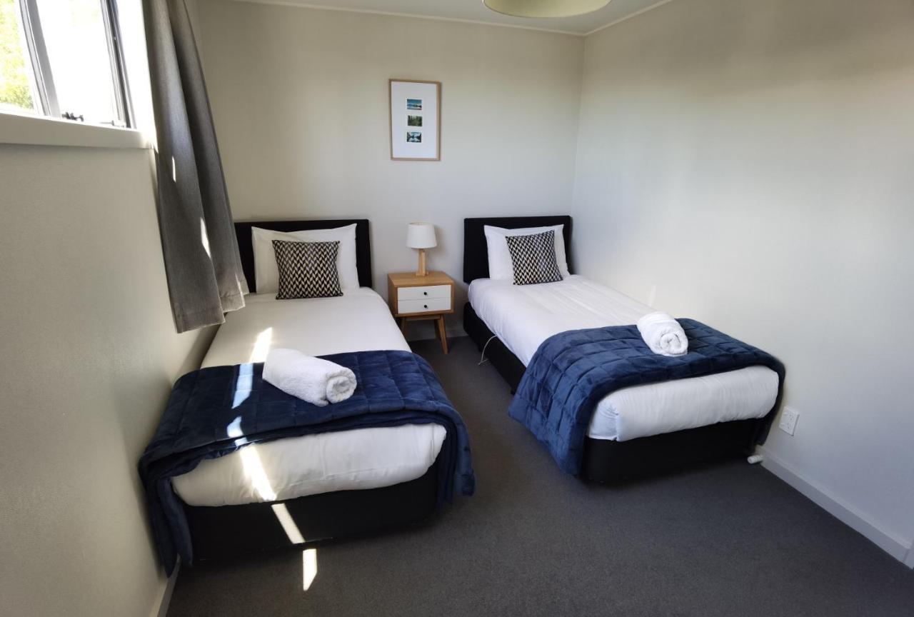 Milford Road Apartments Te Anau Exterior photo